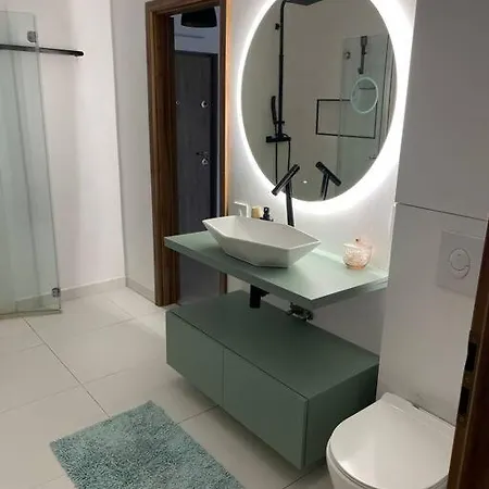 Cozy Modern In The Heart Of Nature, Outdoor Terrace, Free Parking Клуж-Напока