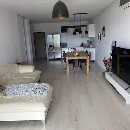Cozy Modern In The Heart Of Nature, Outdoor Terrace, Free Parking Appartement Cluj-Napoca